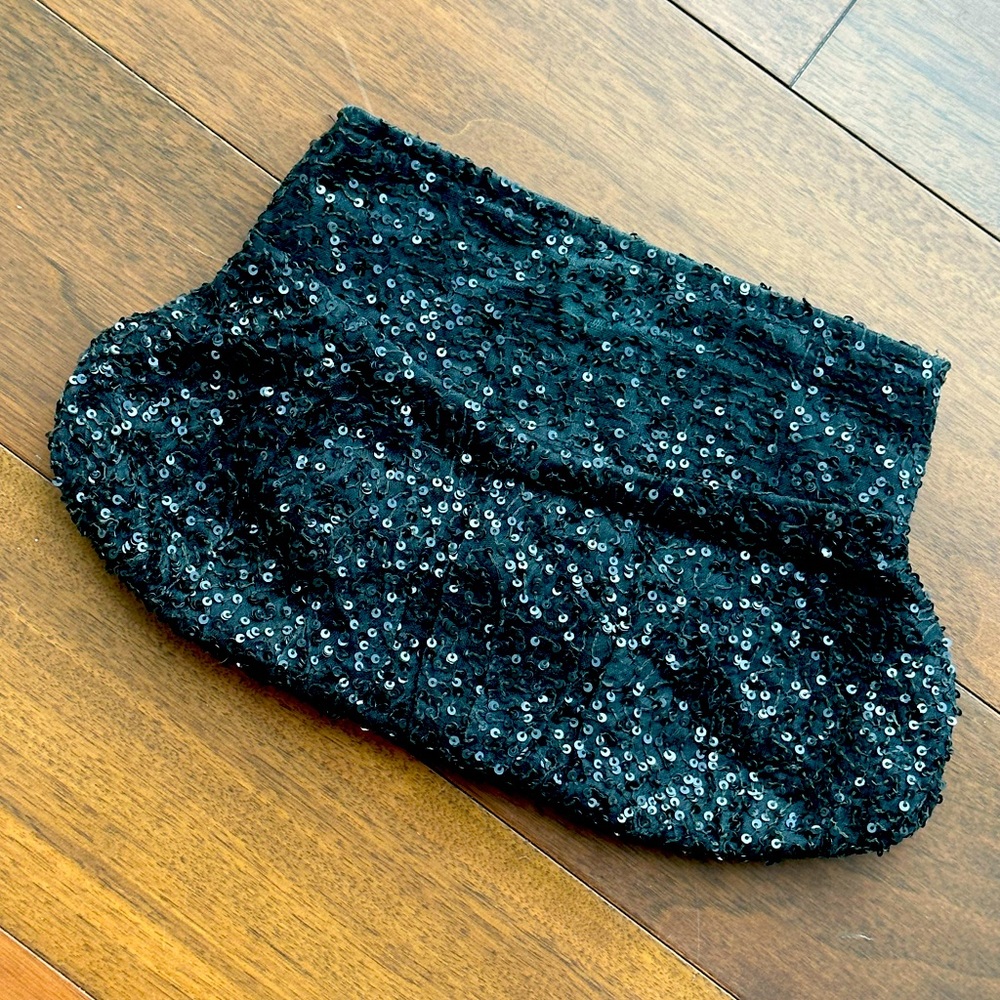 Black beaded clutch